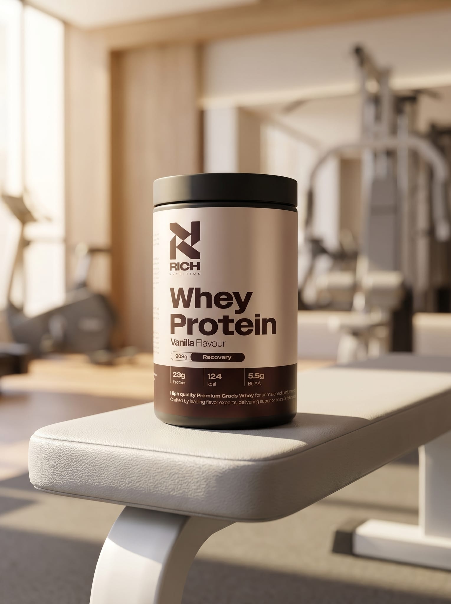 RichNutrition Whey Protein Vanilla op gymbank